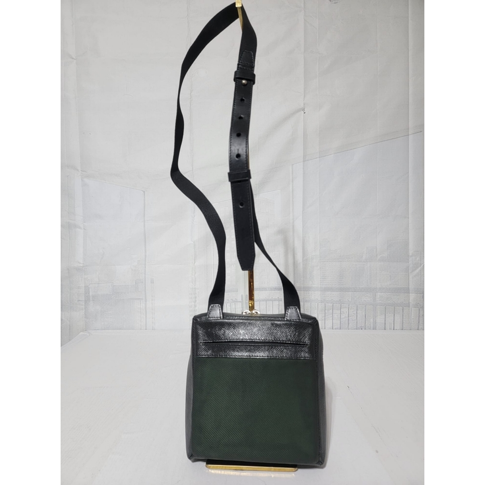 Louis Vuitton Taiga Leather Sayan Messenger Bag